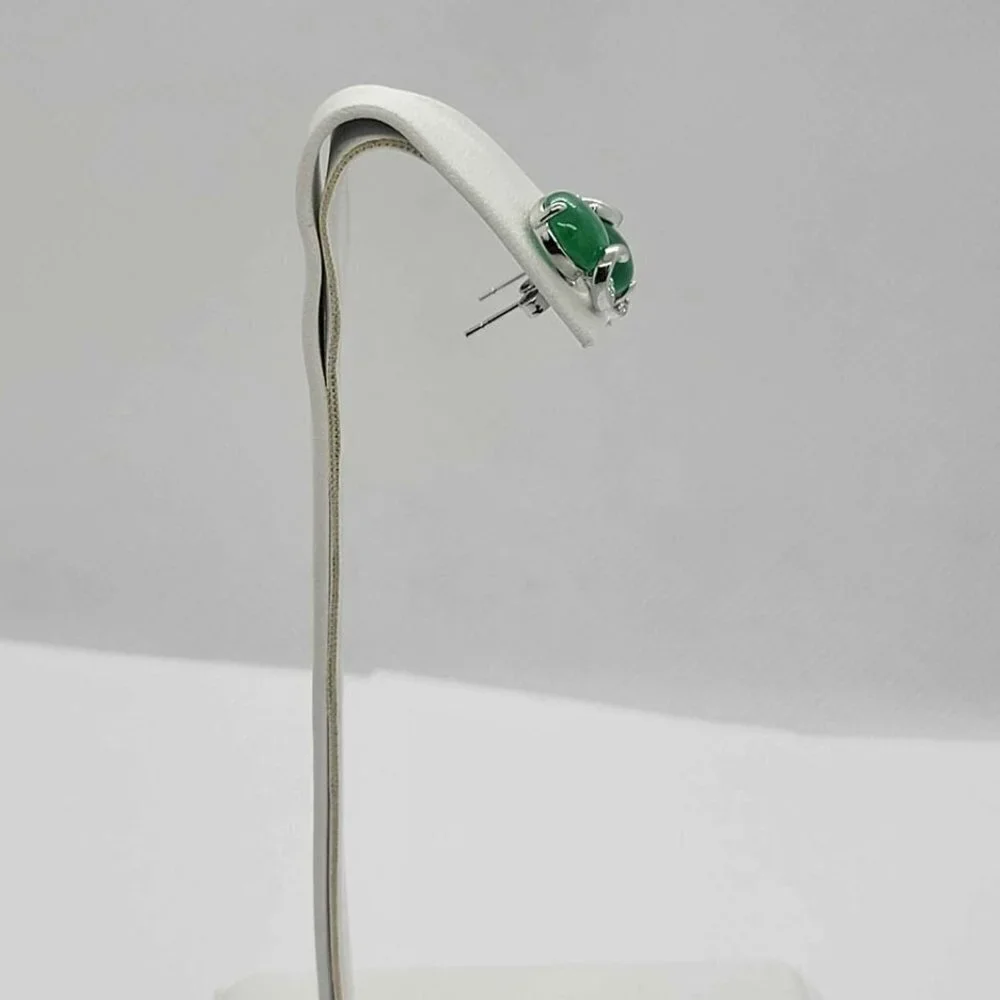 NEW Round Jade earrings
